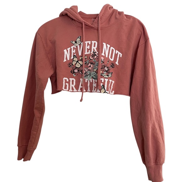 Zoe + Liv Cropped Hoodie Never Not Grateful Graphic Print Sweatshirt‎ XS Blessed - Picture 1 of 6